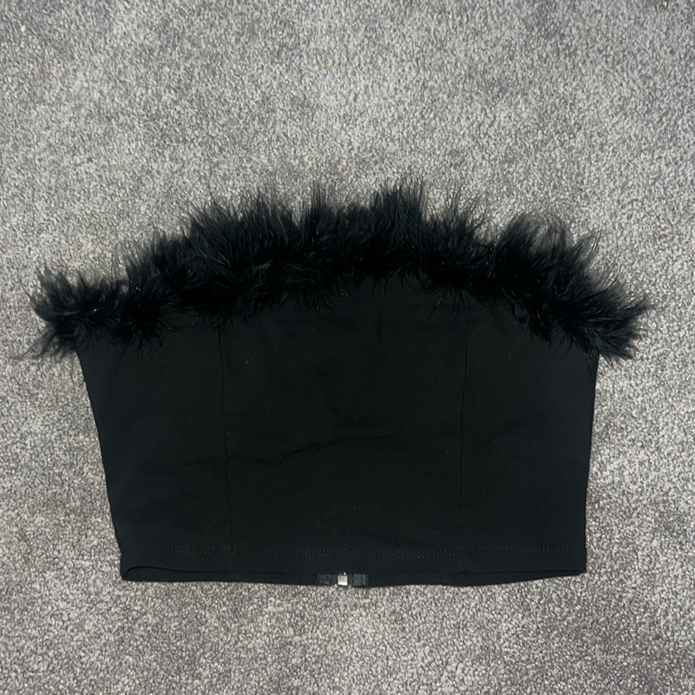 Black, fluffy tube top